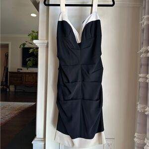 Elegant Black Sheath Dress with Sweetheart Neckline